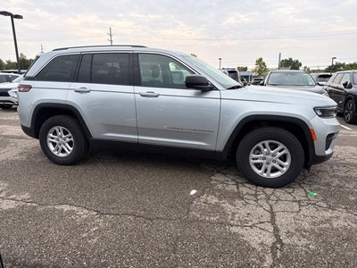 2024 Jeep Grand Cherokee Laredo