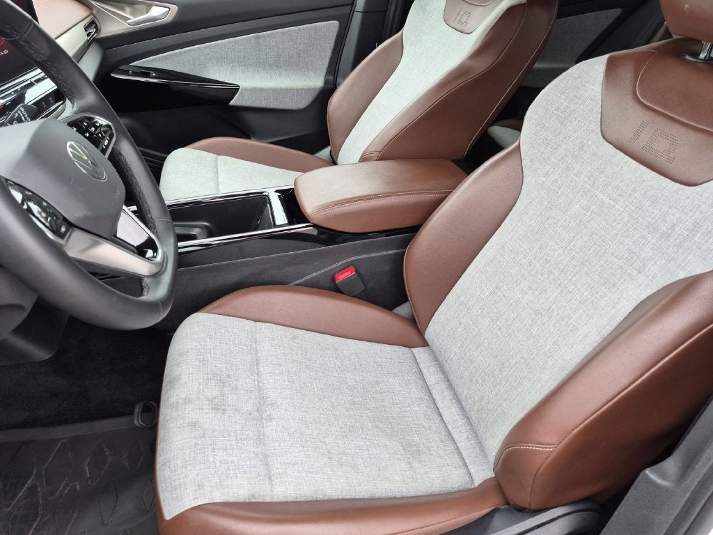 2023 Volkswagen ID.4 Pro