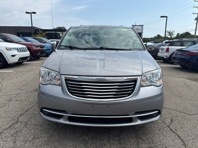 2015 Chrysler Town & Country Touring-L