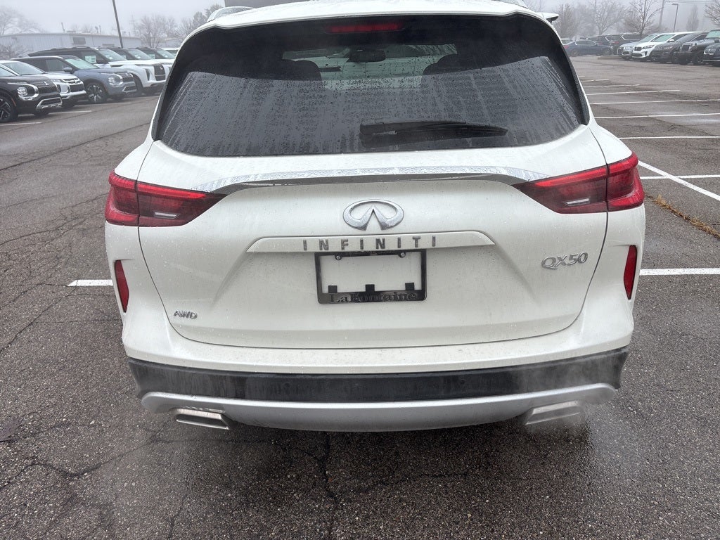 2021 INFINITI QX50 LUXE