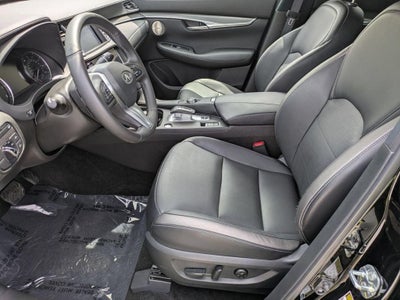 2024 INFINITI QX50 LUXE