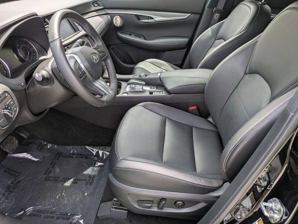 2024 INFINITI QX50 LUXE