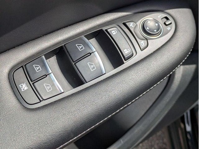 2024 INFINITI QX50 LUXE