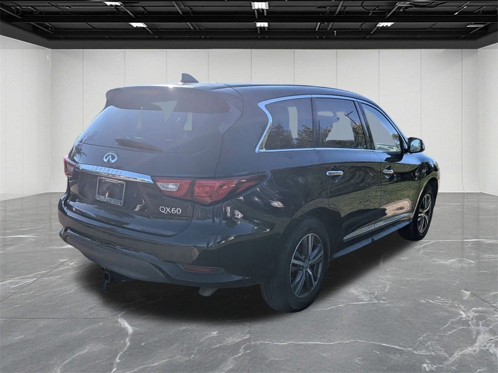 2017 INFINITI QX60 Base