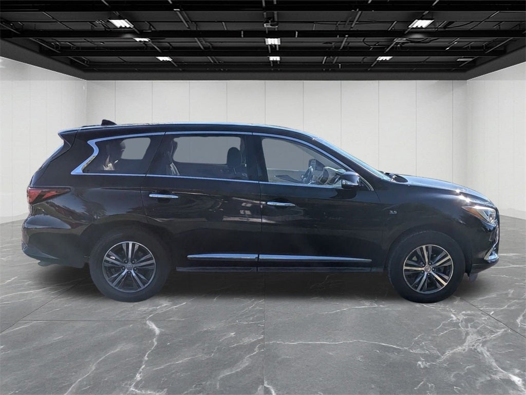2017 INFINITI QX60 Base