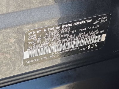 2024 Mitsubishi Outlander SE