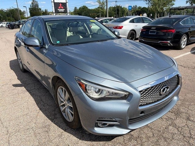 2015 INFINITI Q50 Premium