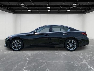 2023 INFINITI Q50 LUXE