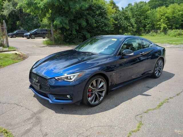 2022 INFINITI Q60 Red Sport 400