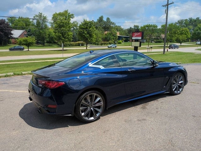 2022 INFINITI Q60 Red Sport 400