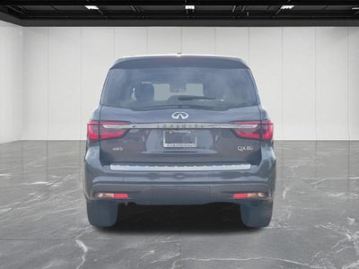 2022 INFINITI QX80 Premium Select