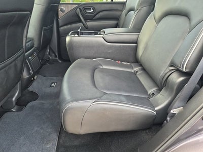 2022 INFINITI QX80 Premium Select