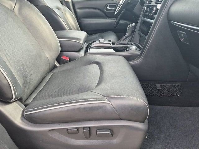 2022 INFINITI QX80 Premium Select