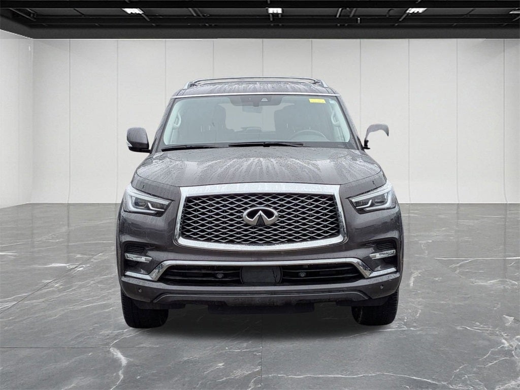 2022 INFINITI QX80 LUXE