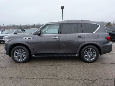 2022 INFINITI QX80 LUXE