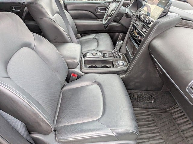 2022 INFINITI QX80 LUXE