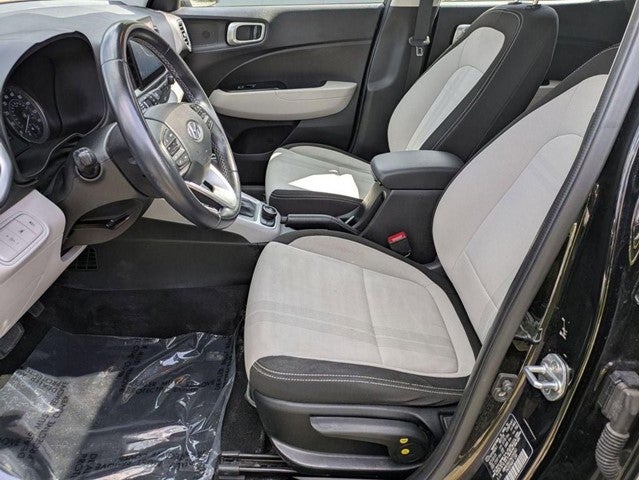 2022 Hyundai Venue SEL