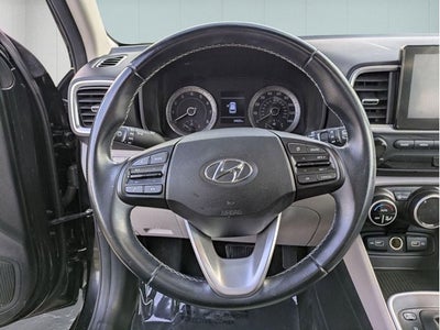 2022 Hyundai Venue SEL
