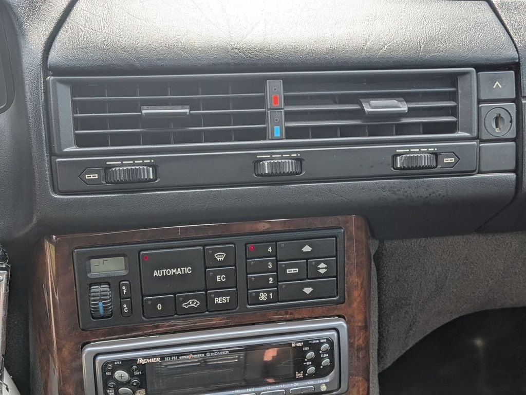 1992 Mercedes-Benz 300-Class SL