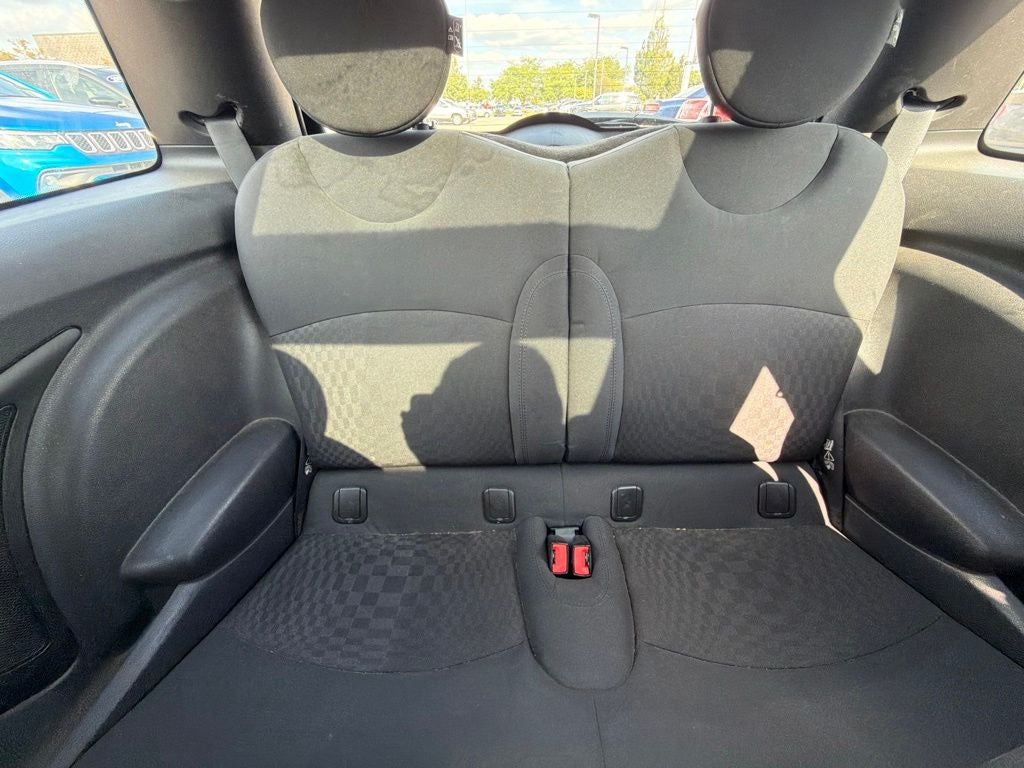 2009 MINI Cooper Base