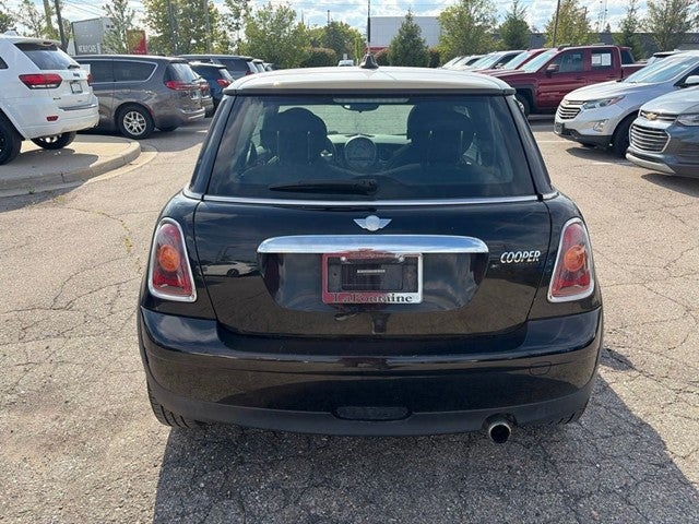 2009 MINI Cooper Base