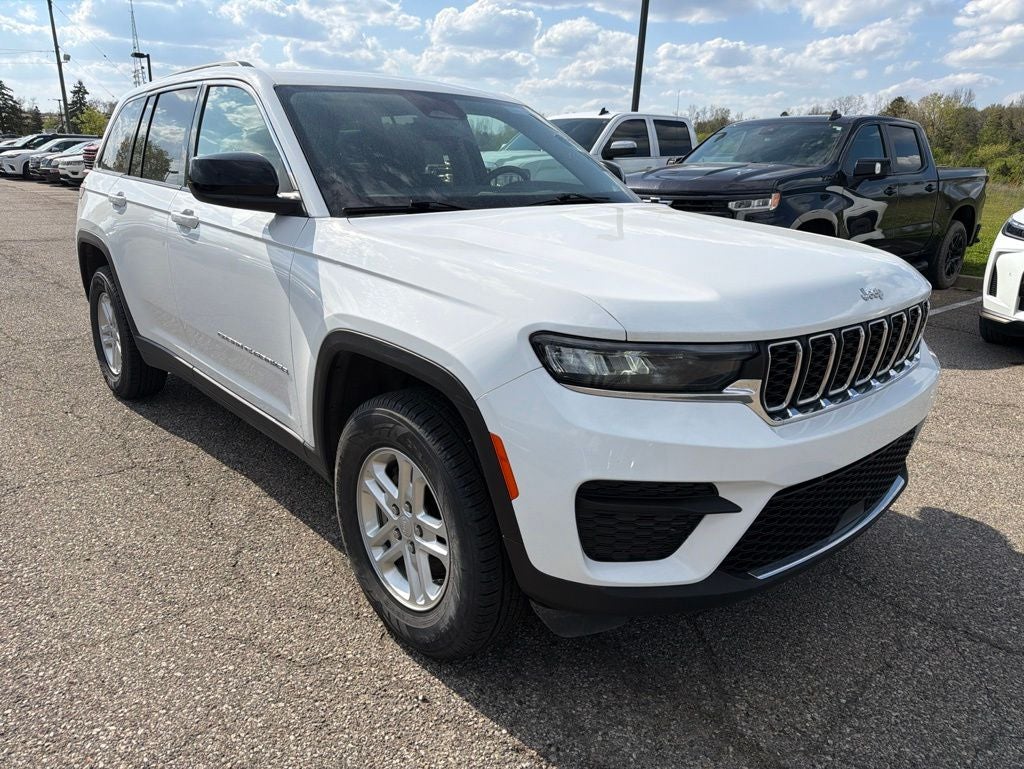 2023 Jeep Grand Cherokee Laredo