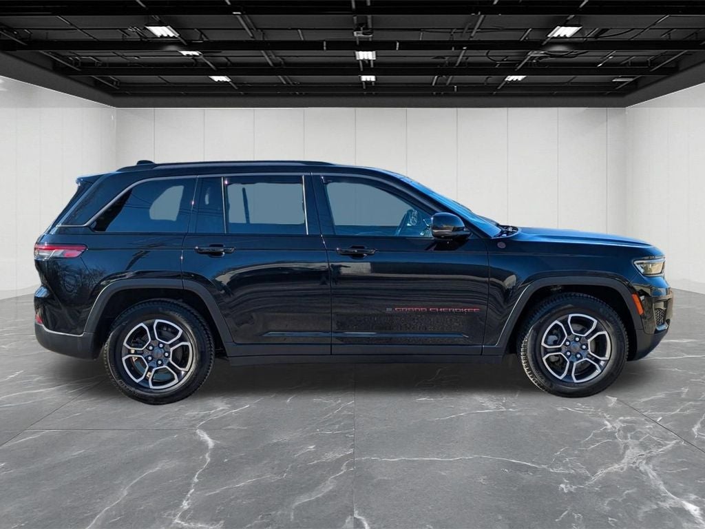 2022 Jeep Grand Cherokee Trailhawk