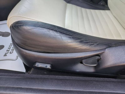 2003 Ford Thunderbird Base