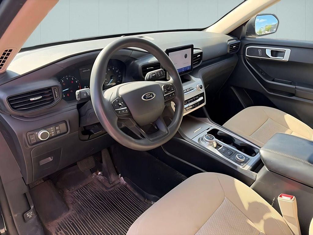 2021 Ford Explorer Base