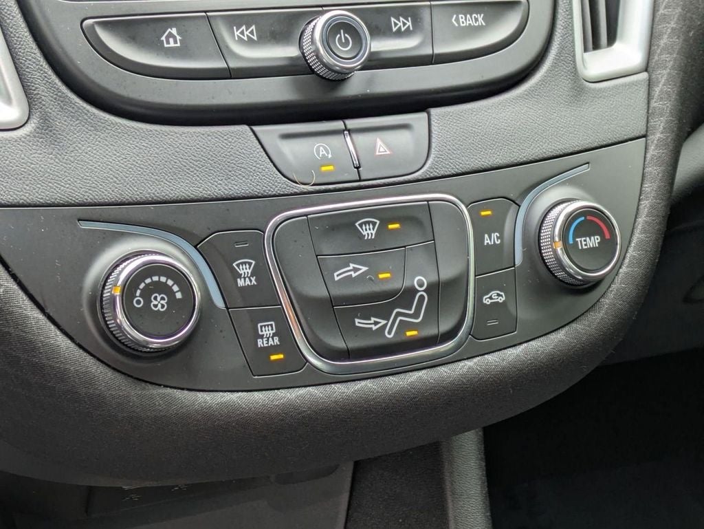 2022 Chevrolet Malibu LS 1LS