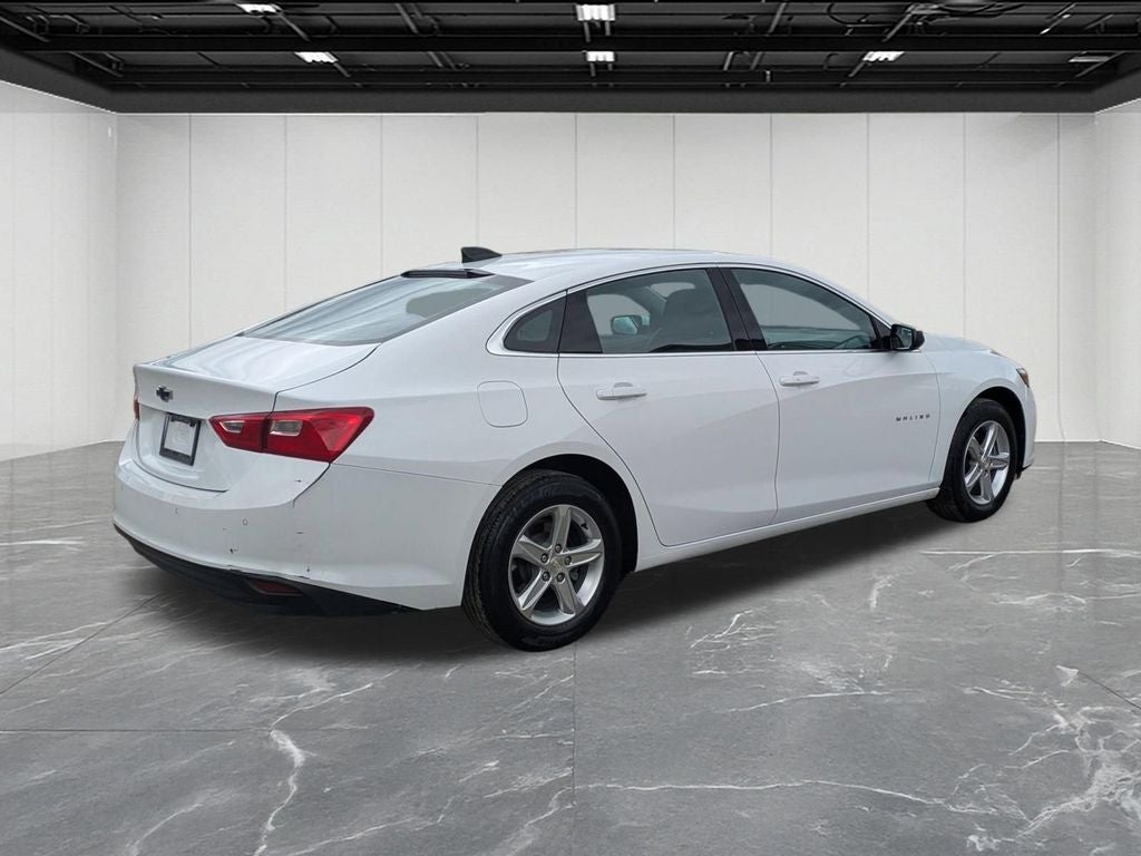 2022 Chevrolet Malibu LS 1LS