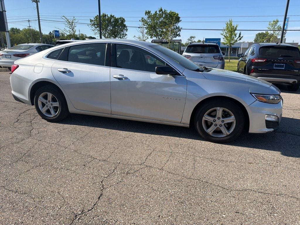 2021 Chevrolet Malibu LS 1FL