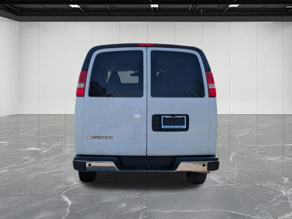 2024 Chevrolet Express 3500 LT Passenger
