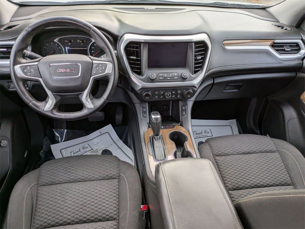 2017 GMC Acadia SLE-2