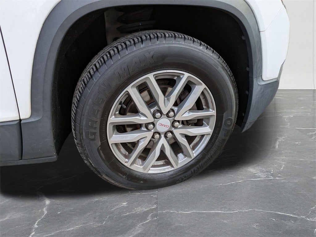 2017 GMC Acadia SLE-2