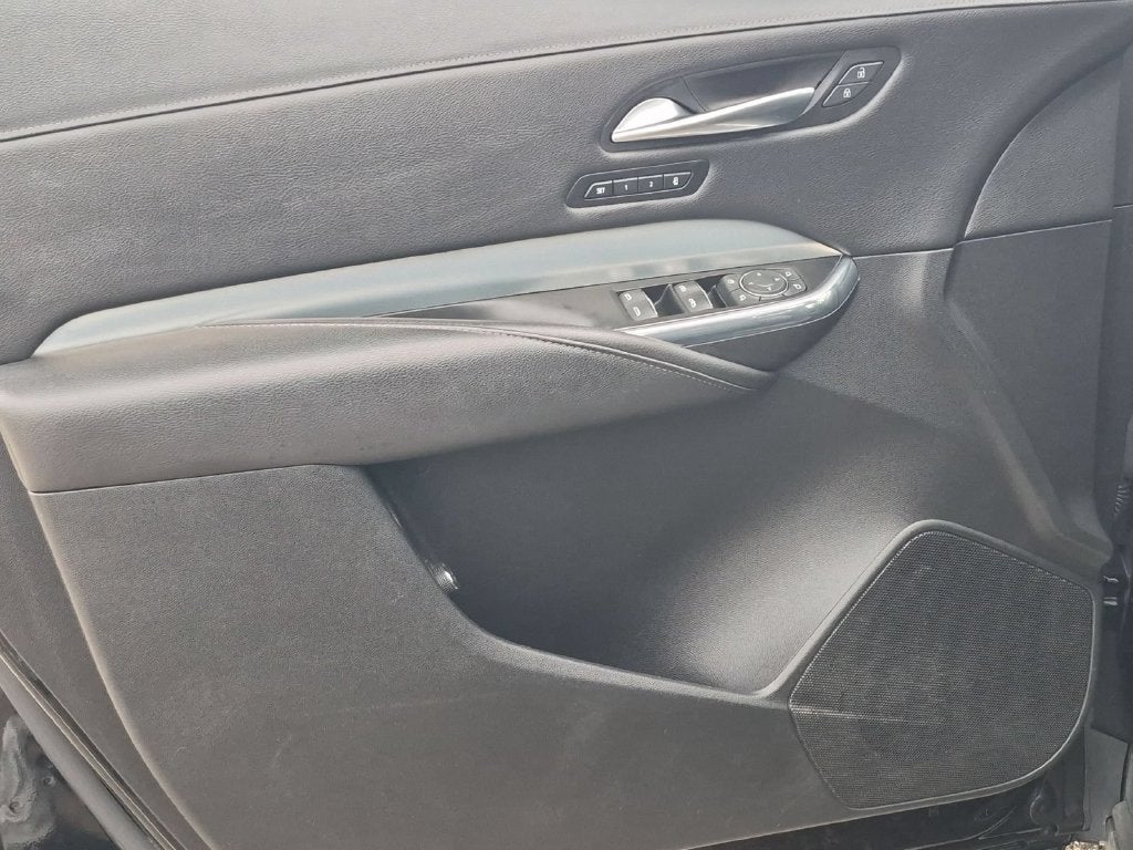 2019 Cadillac XT4 Premium Luxury
