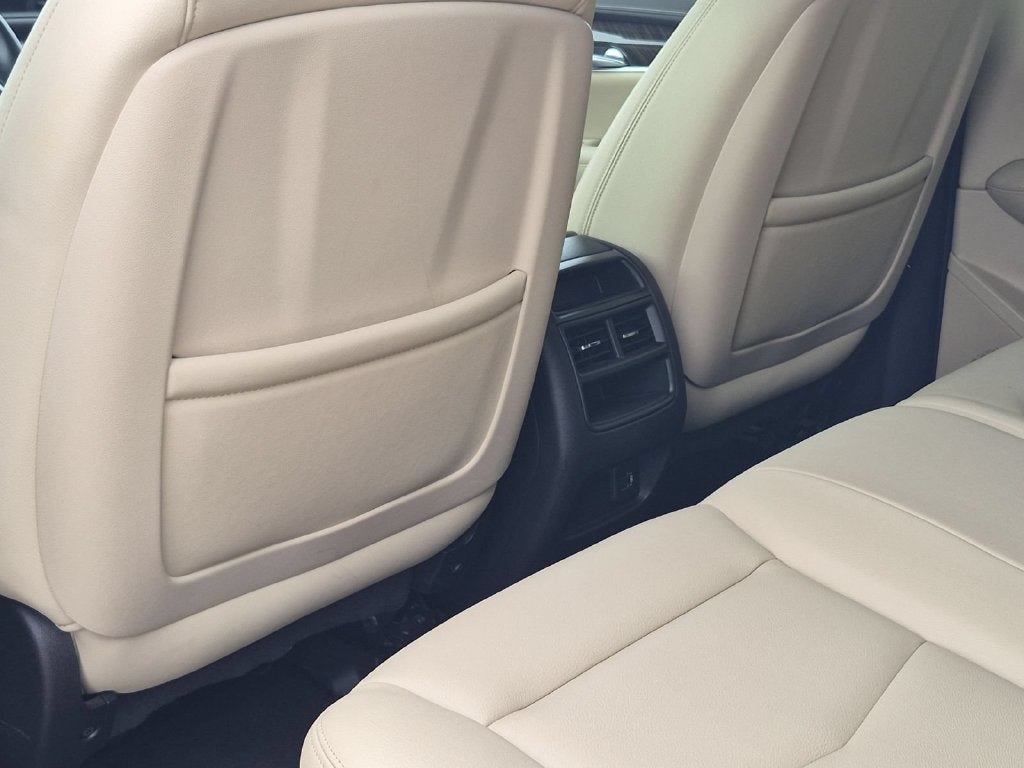 2019 Cadillac XT5 Base
