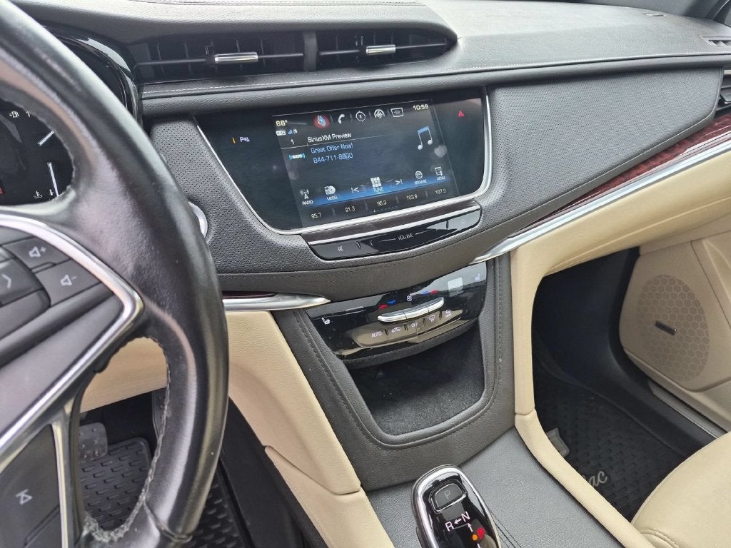 2018 Cadillac XT5 Luxury