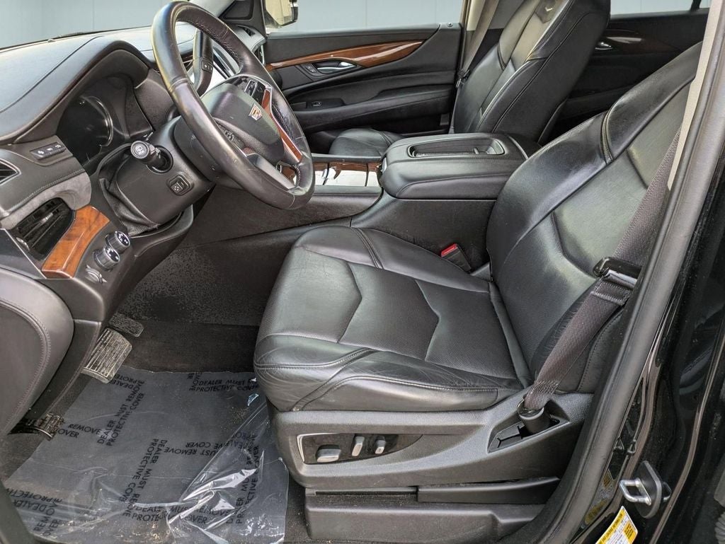 2017 Cadillac Escalade ESV Luxury