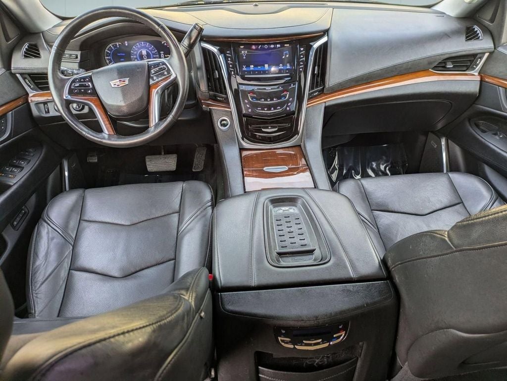 2017 Cadillac Escalade ESV Luxury