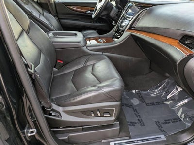 2017 Cadillac Escalade ESV Luxury
