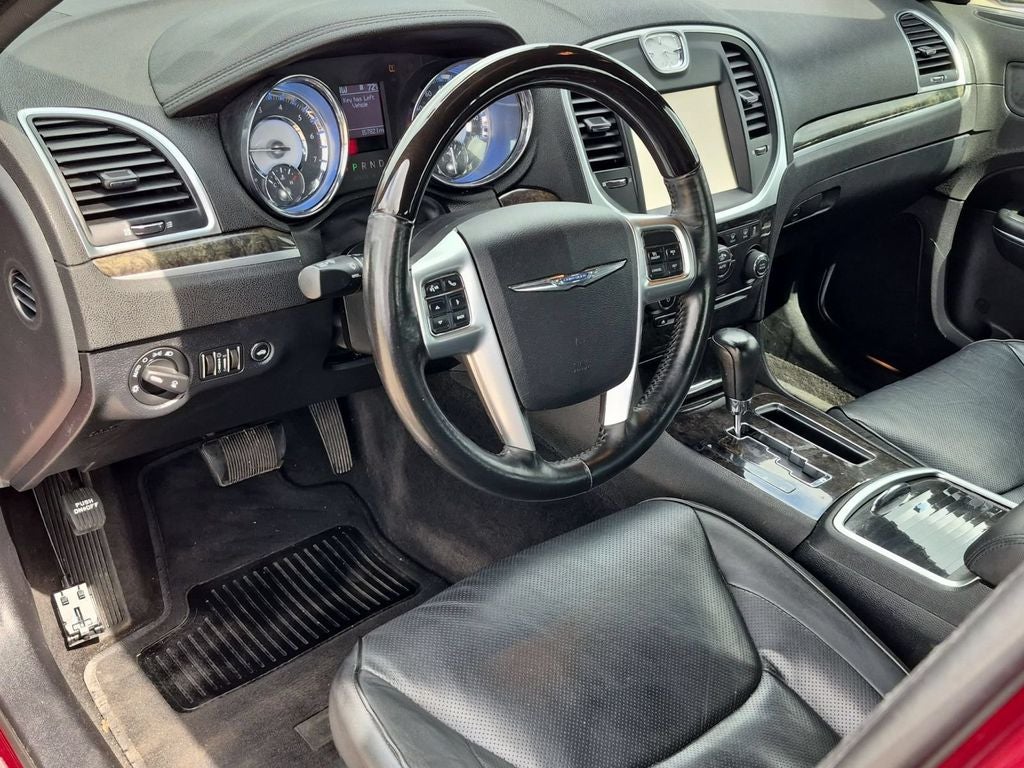 2011 Chrysler 300C Base