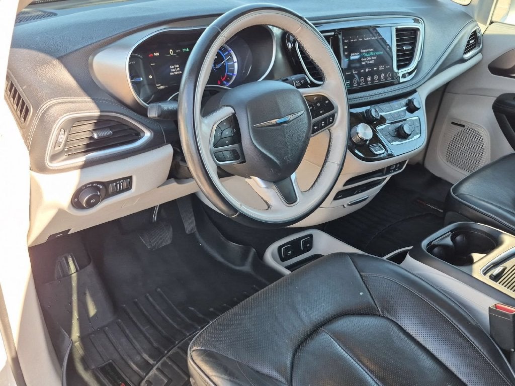 2018 Chrysler Pacifica Hybrid Limited