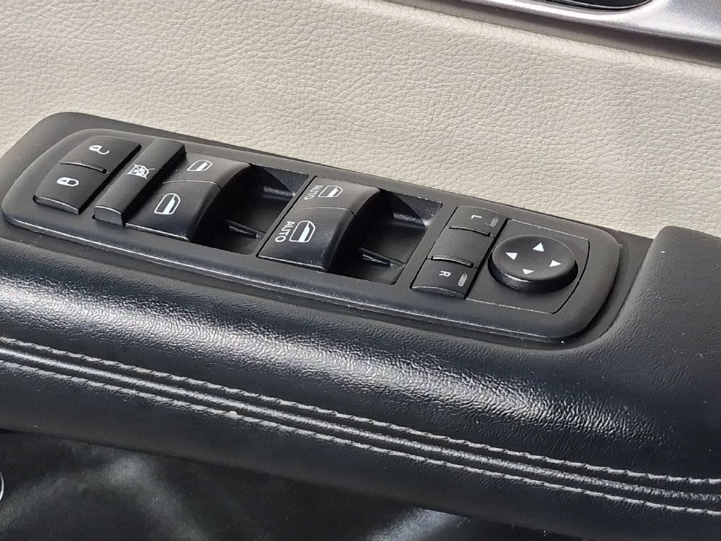 2018 Chrysler Pacifica Hybrid Limited