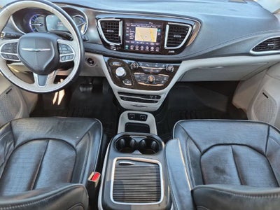 2018 Chrysler Pacifica Hybrid Limited