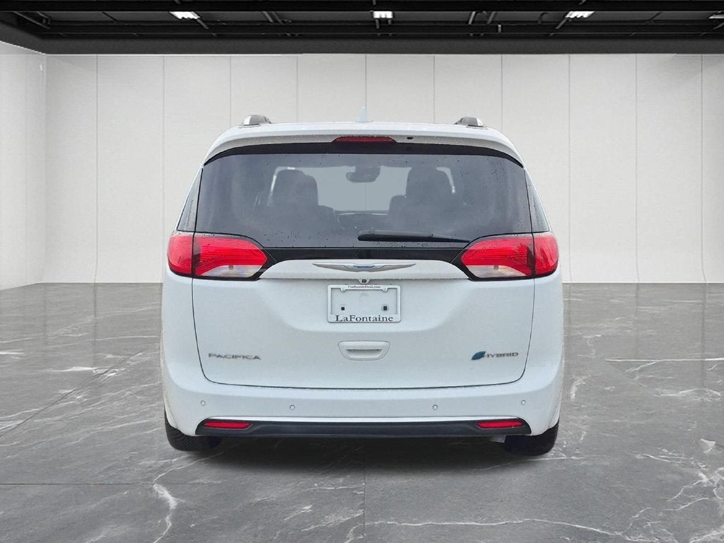 2018 Chrysler Pacifica Hybrid Limited