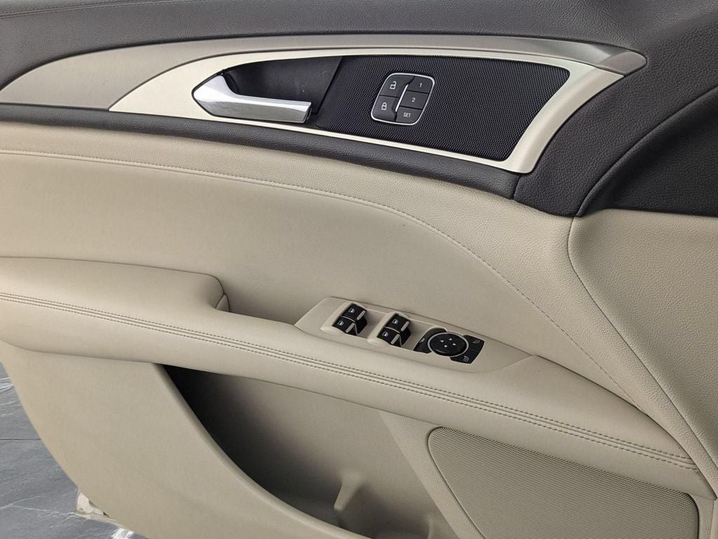 2018 Lincoln MKZ Base/Premiere - Photo 14