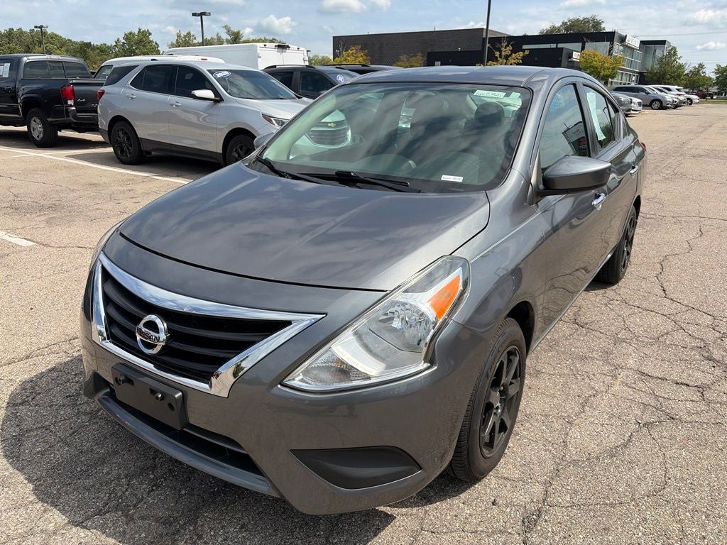 2019 Nissan Versa 1.6 SV