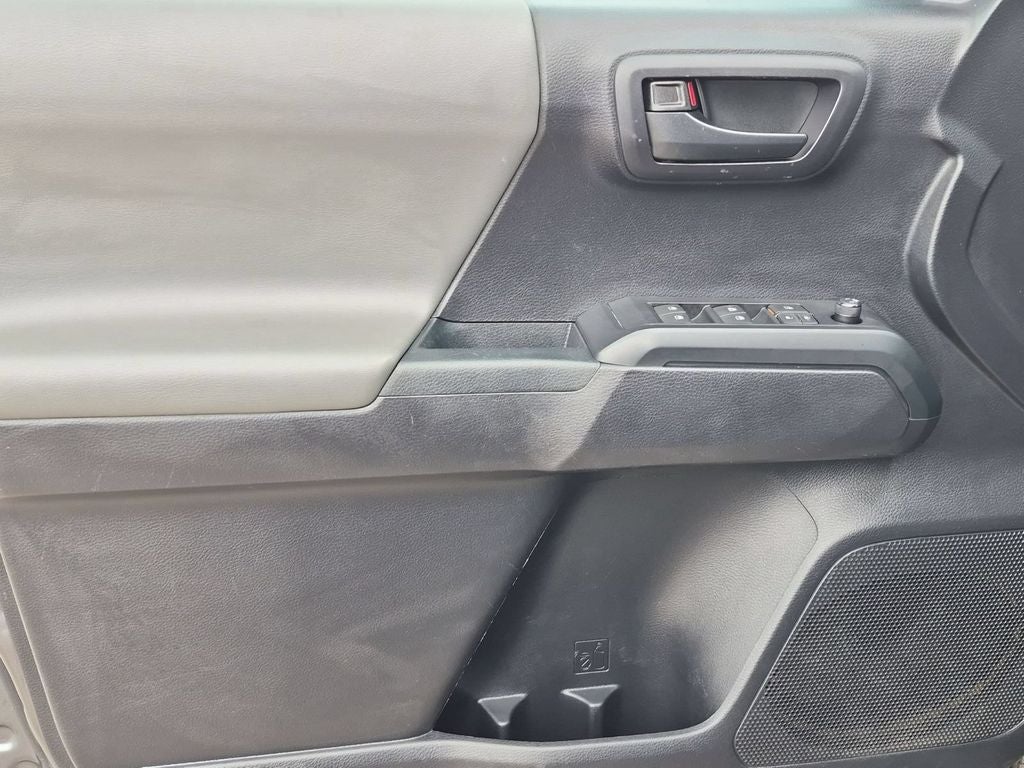 2020 Toyota Tacoma SR V6