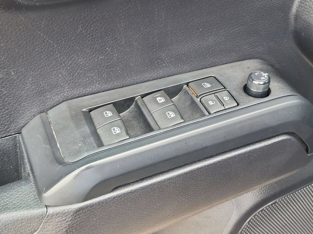 2020 Toyota Tacoma SR V6